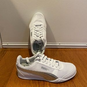 PUMA Bella Women’s Sneakers